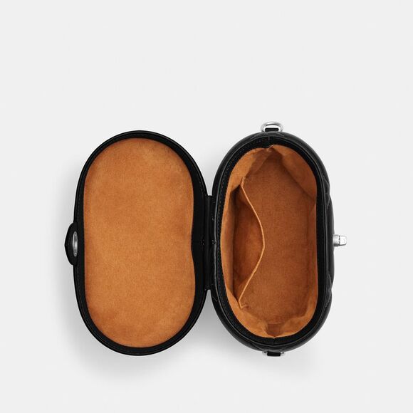 ALMOST PERFECT Coach Outlet Kay Crossbody With Puffy Diamond Quilting - Picture 3 of 7